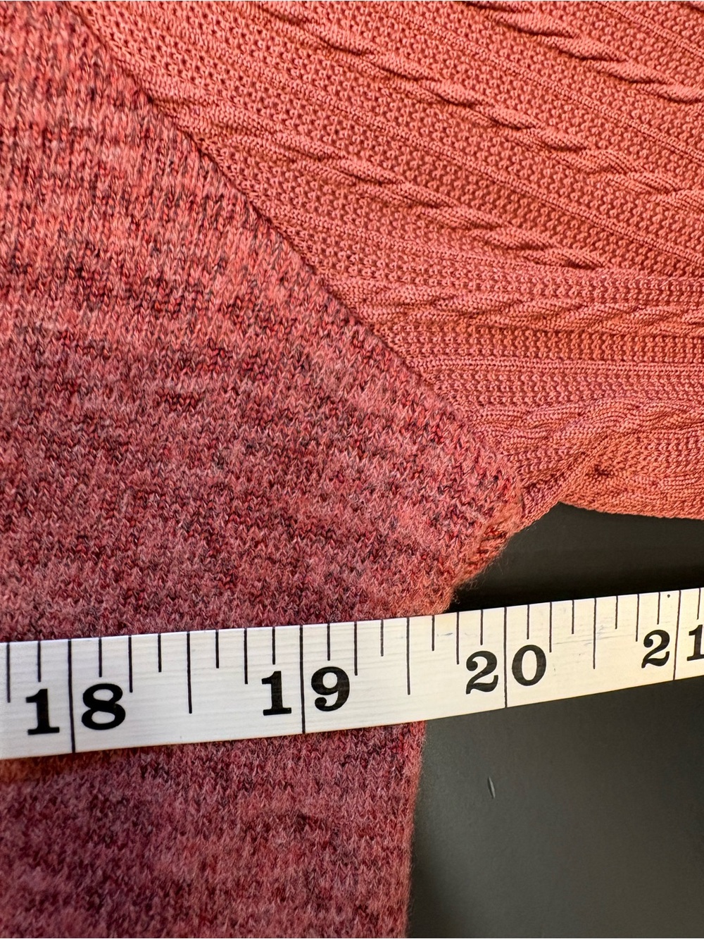 🆕🎉NWT Women's Scoop Neck Rib-Sleeve Sweater - Dusty Rose - Picture 9 of 10